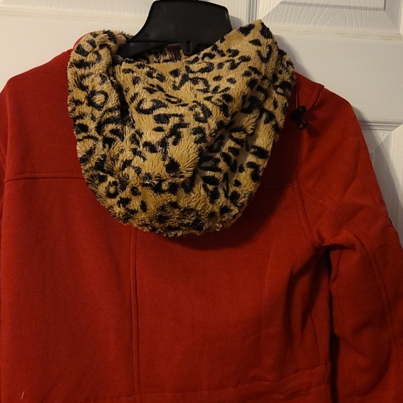 NWT Red leopard print hooded anorak - Picture 2 of 5